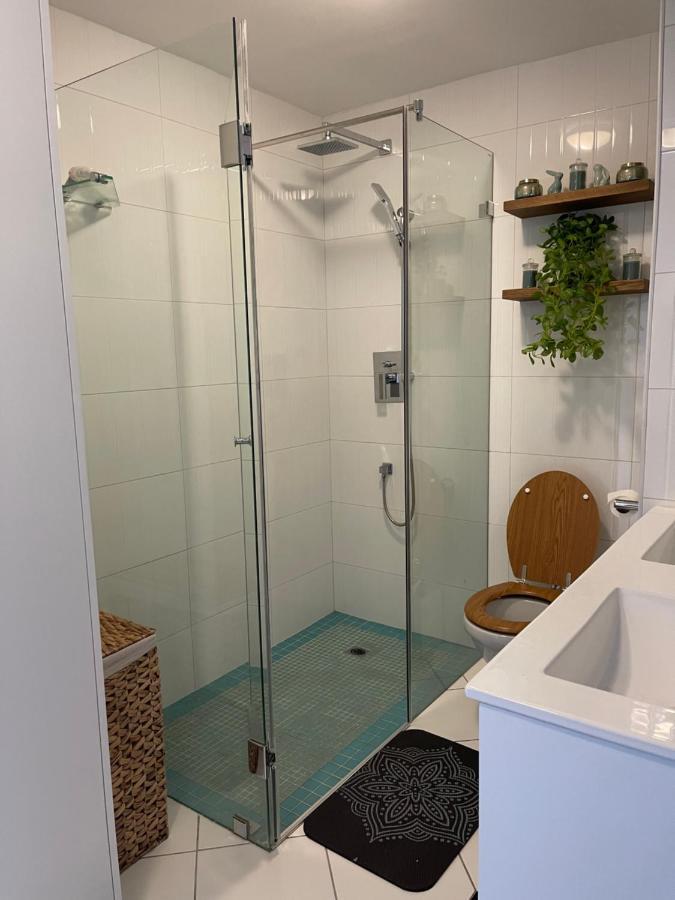 Cj's Oceancityview Modern Secure 1 Bed Cape Town