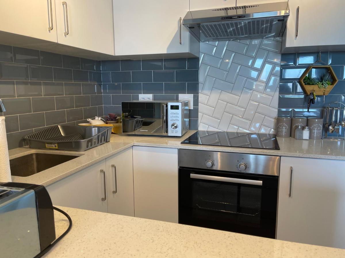 Cj's Oceancityview Modern Secure 1 Bed Apartment Cape Town